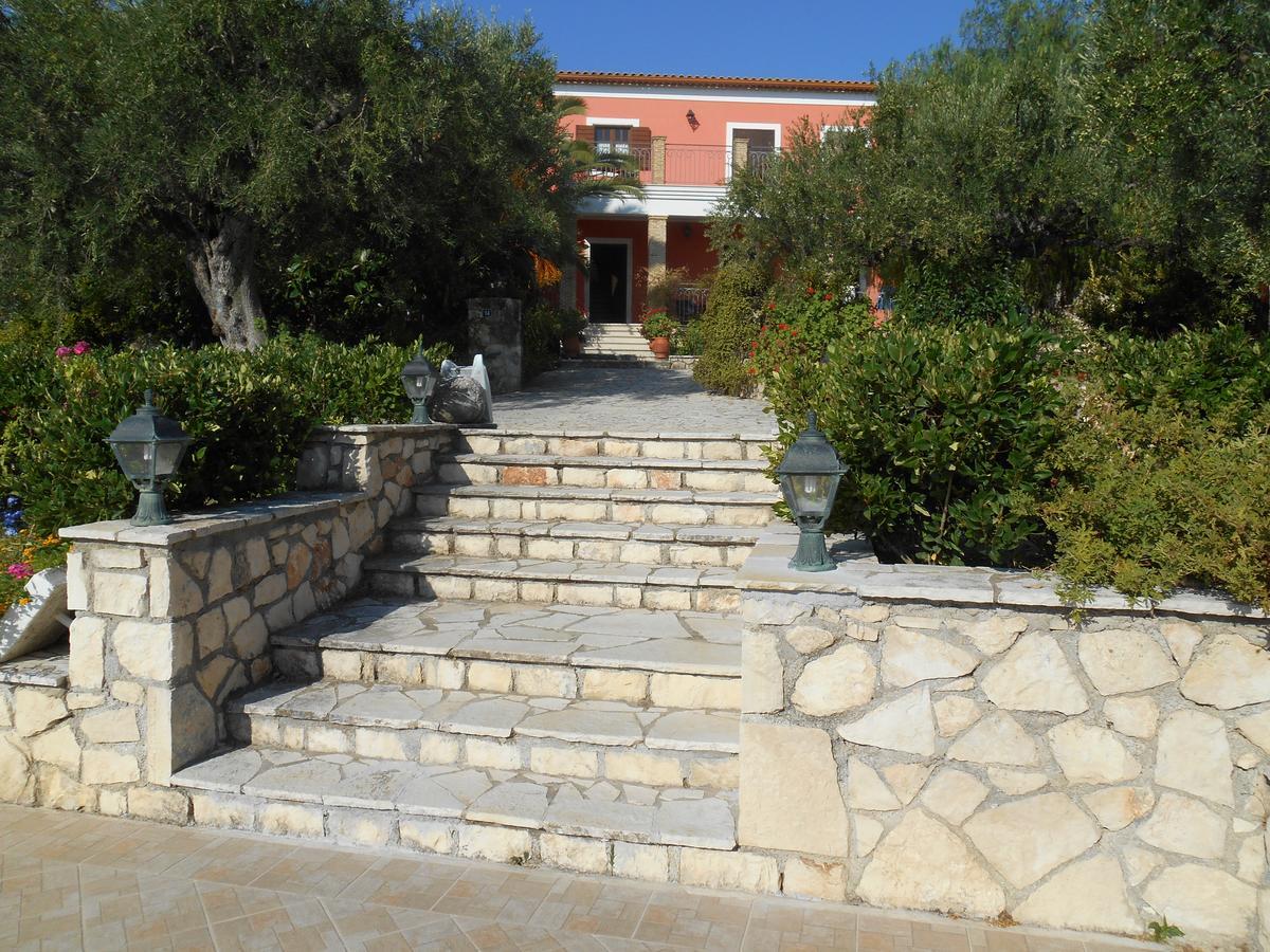 Anatoli Labreon Hotell Agia Marina  Eksteriør bilde